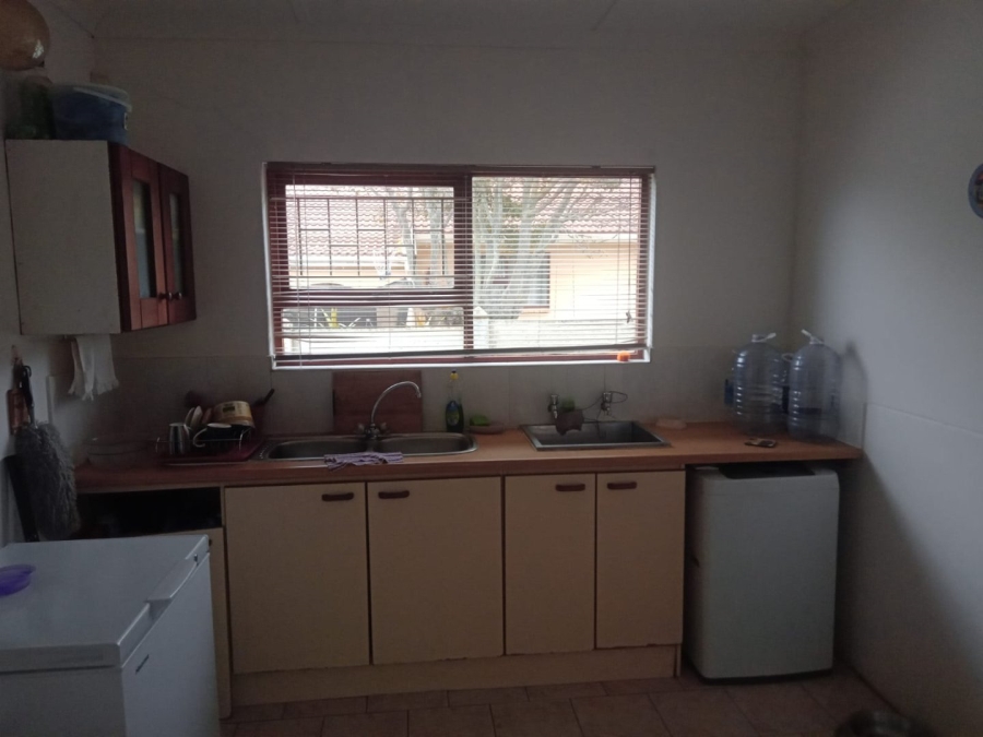 3 Bedroom Property for Sale in C Place Eastern Cape